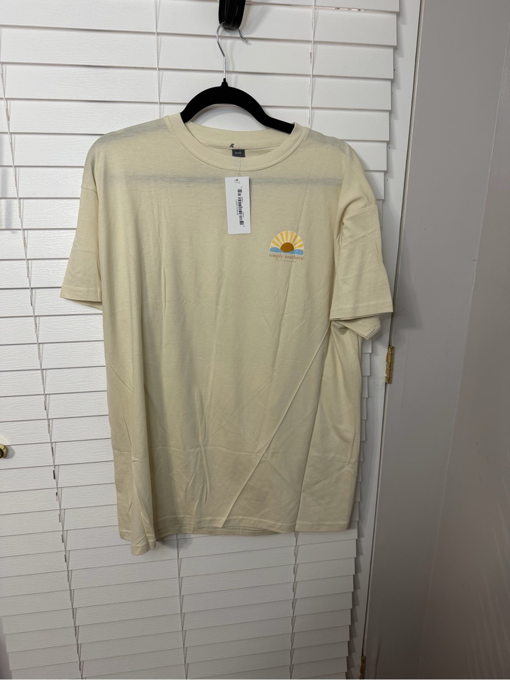 Simply Southern Cream Short-Sleeve Tee with Sunrise Chest Graphic